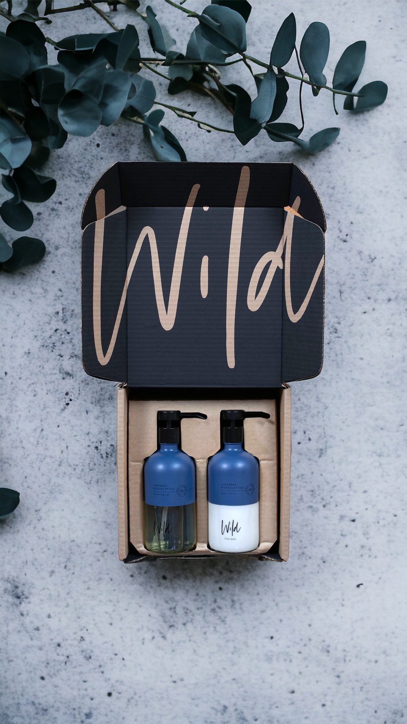 Wild England Cleansing Gel & Body Lotion Gift Pack - Lavender & Eucalyptus