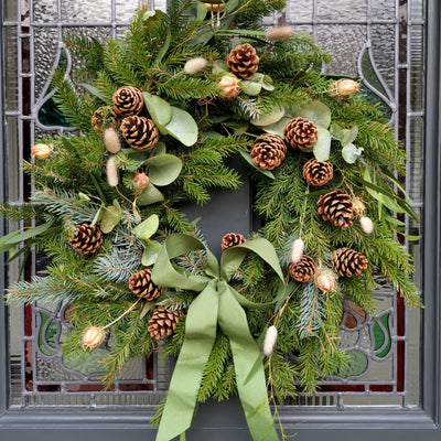 Make a Fresh Christmas Wreath Workshop | Friday 8th December @ 6:30 - Radical Giving 