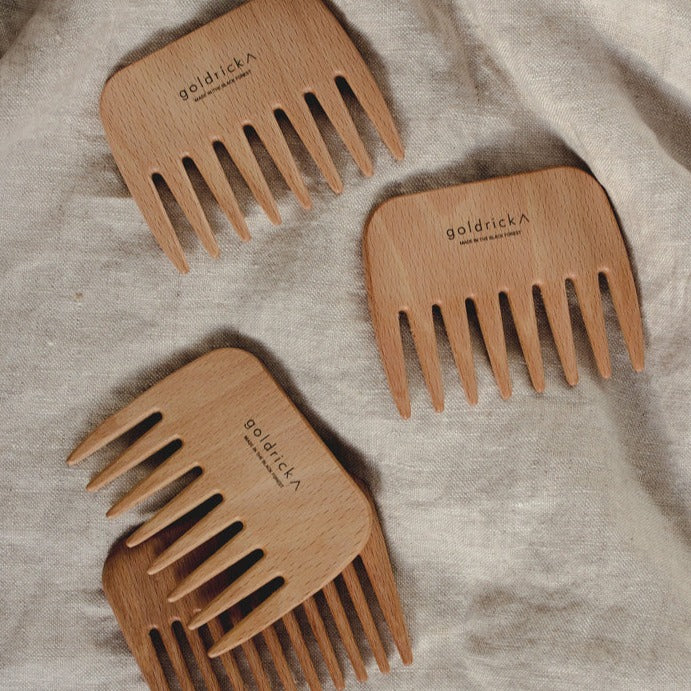Goldrick Wooden Hair Comb - Radical Living 
