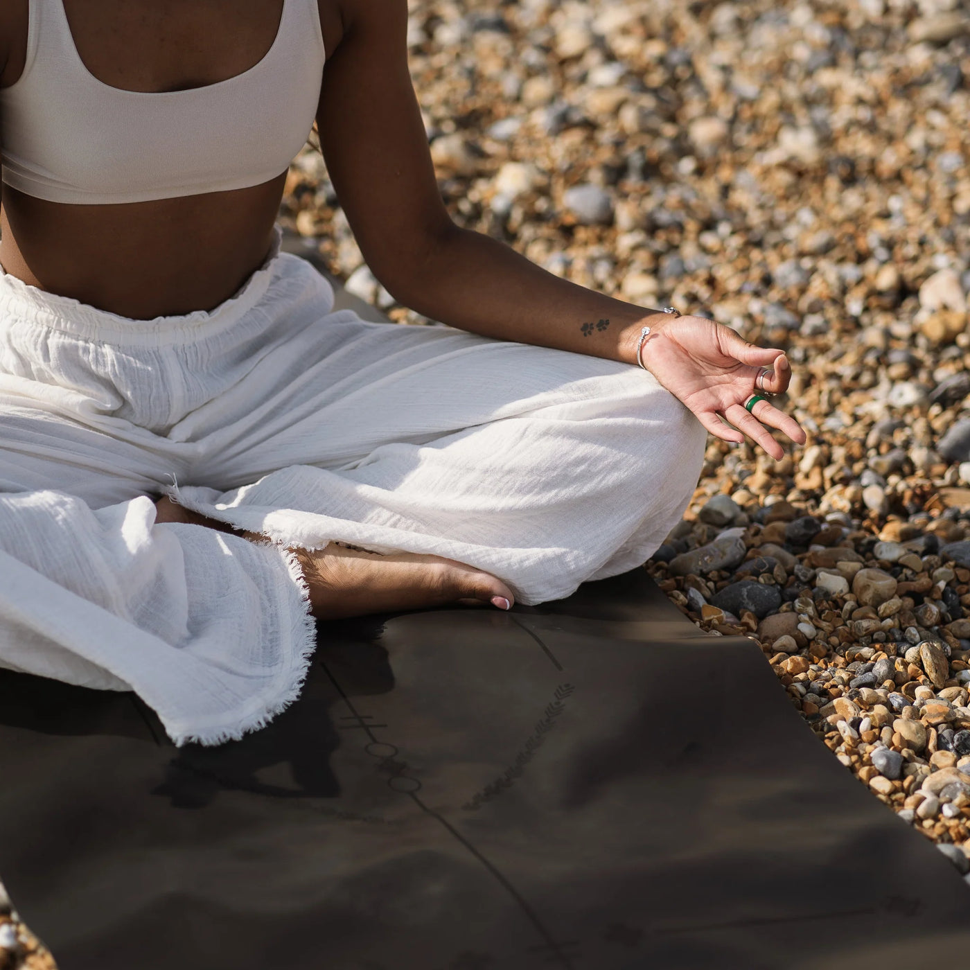 Ladina Yoga Travel Mat Warrior Black - Radical Living