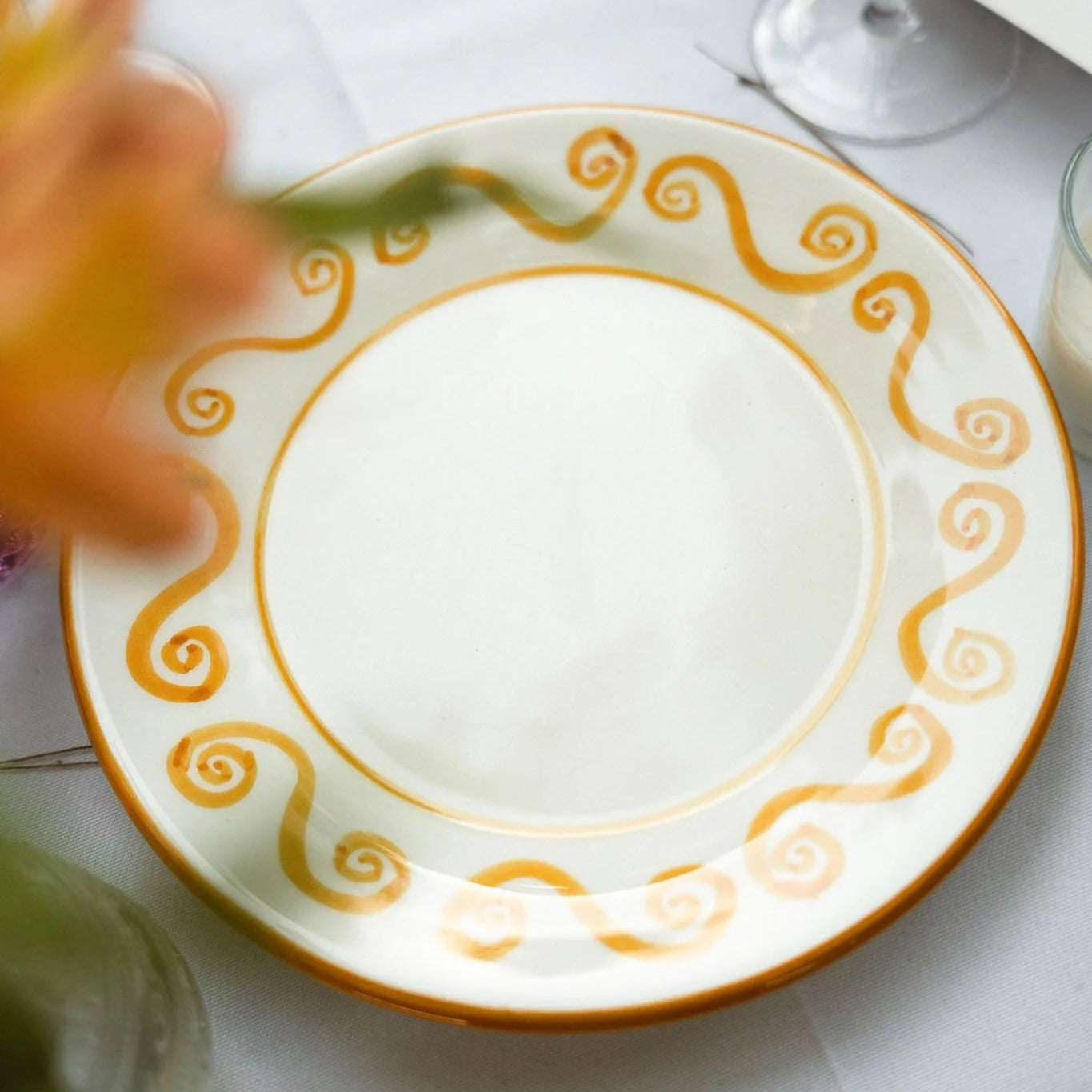 Woven Rosa Hand-painted Javea Serving Plate Set