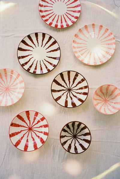 Woven Rosa  Hand-painted Wave Breakfast Bowl, Espresso