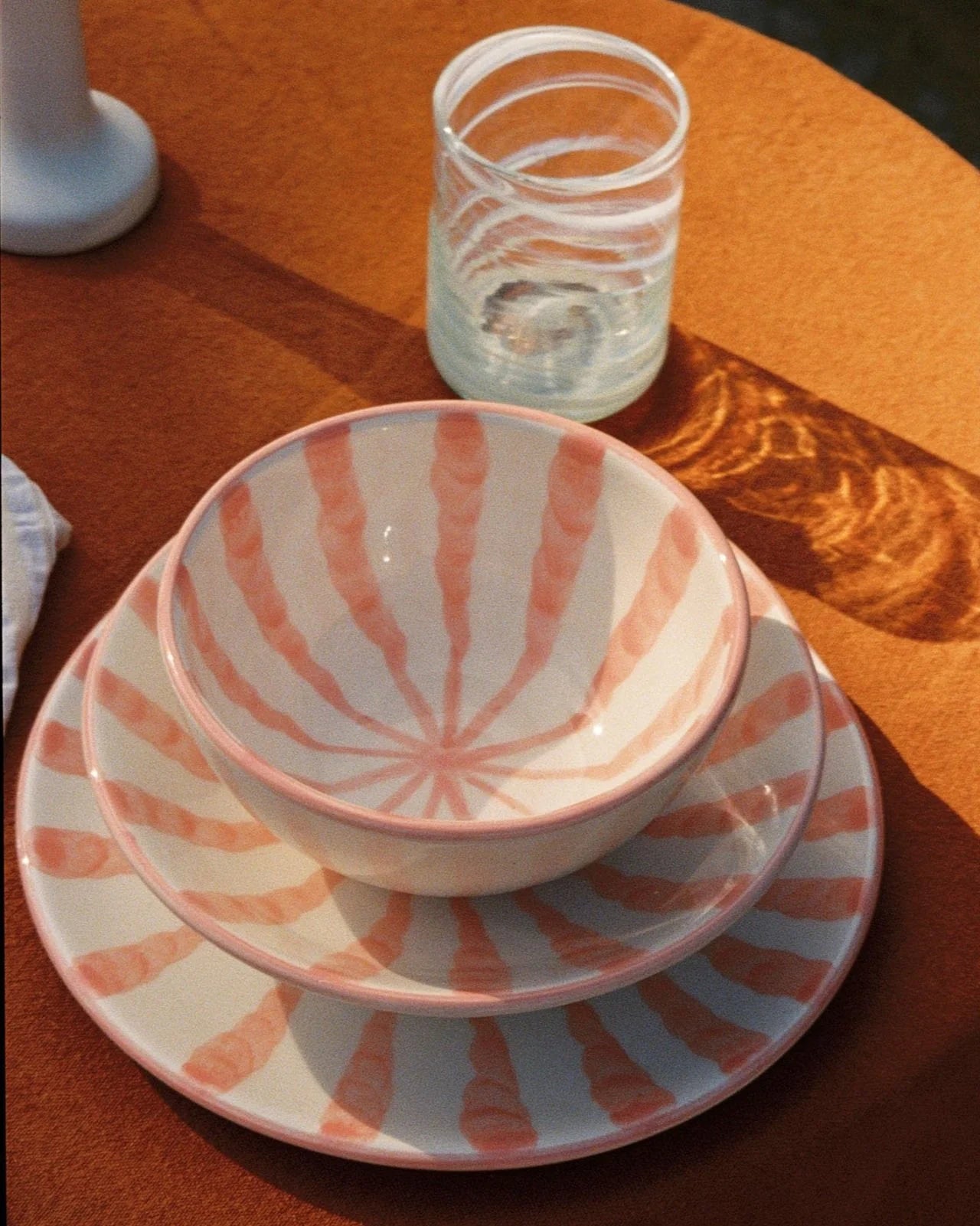 Woven Rosa  Hand-painted Wave Dinner Plate, Blush